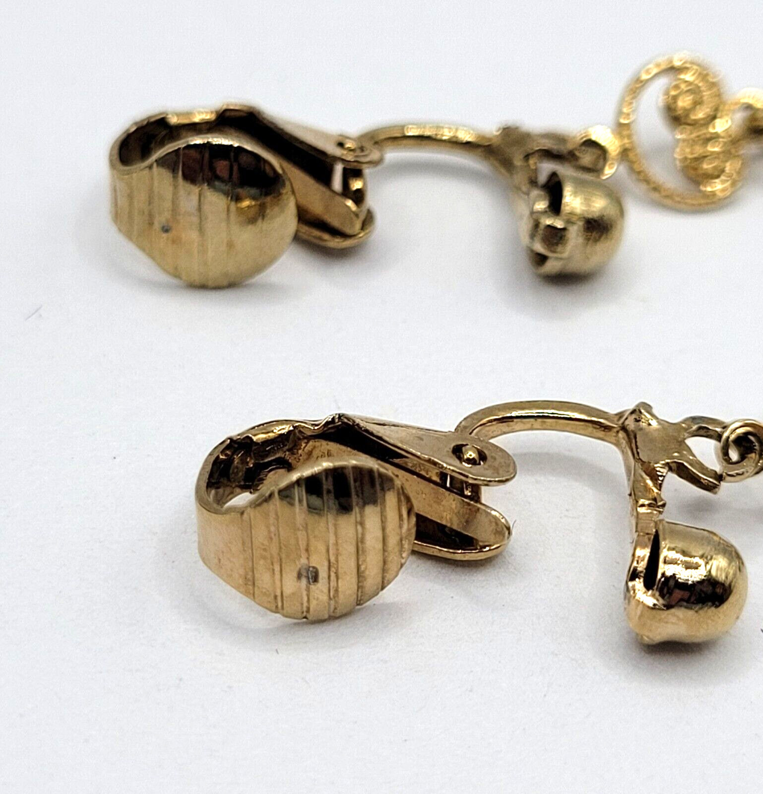 Petite Hand Painted Flowers Porcelain Gold Tone Drop Dangle Vintage Earrings