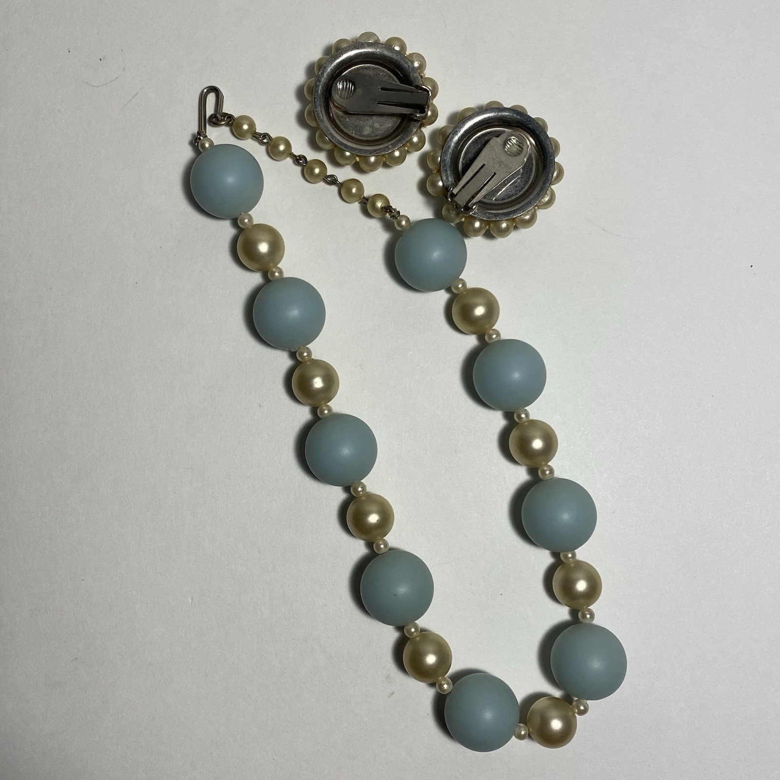 Vintage Elegant Blue and Faux Pearl Beaded Jewelry Set
