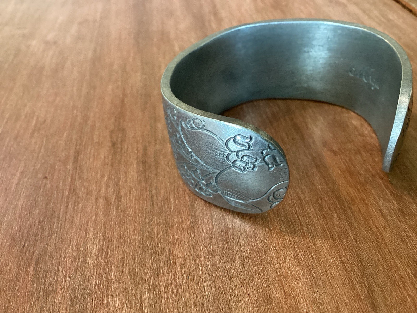 Salisbury Pewter Cuff Bracelet May Birthday Lily of the Valley + Box+Care Inst.