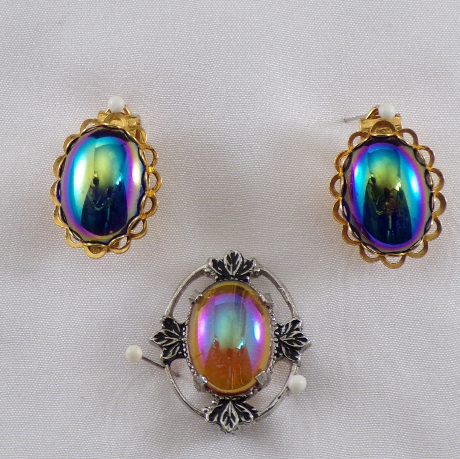 Vintage Iridescent EARRINGS and BROOCH PIN Oil Slick Glass Cabochon 1950-60s