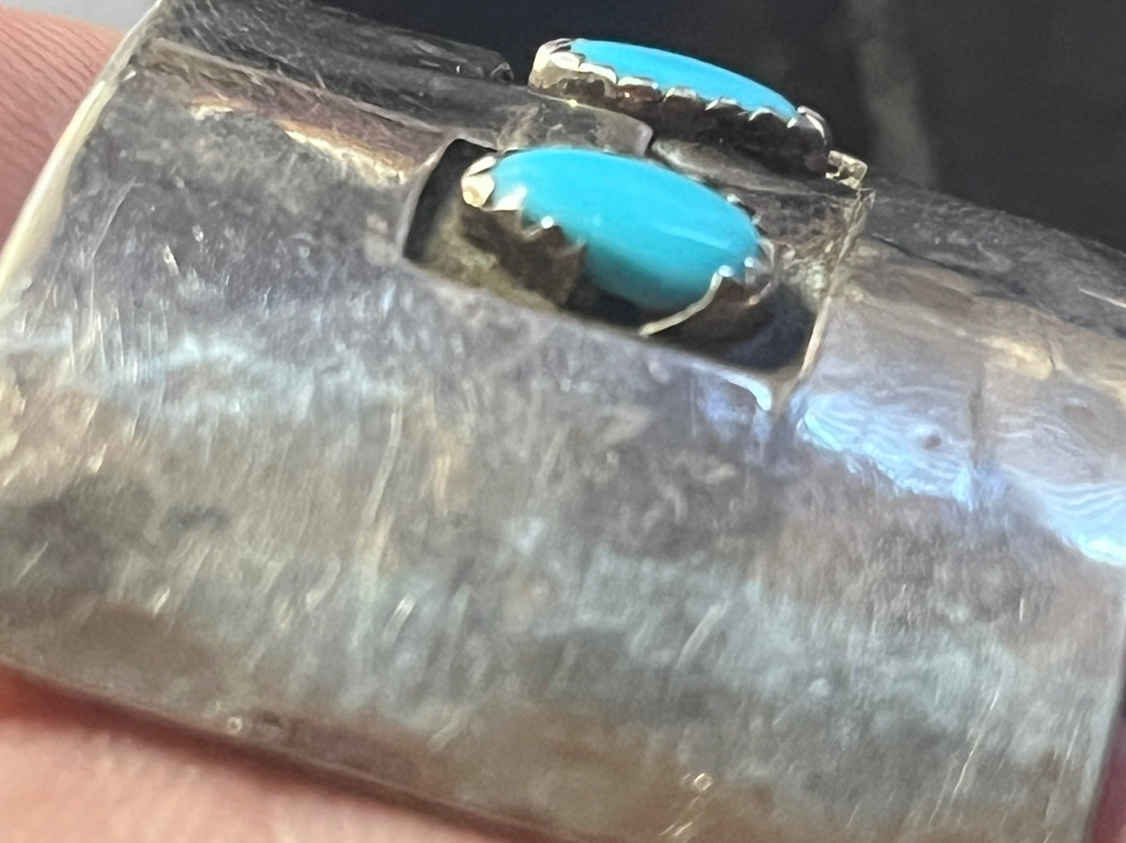 UNUSUAL VINTAGE NAVAJO STERLING SILVER TURQUOISE GEOMETRIC CUFF BRACELET 44G