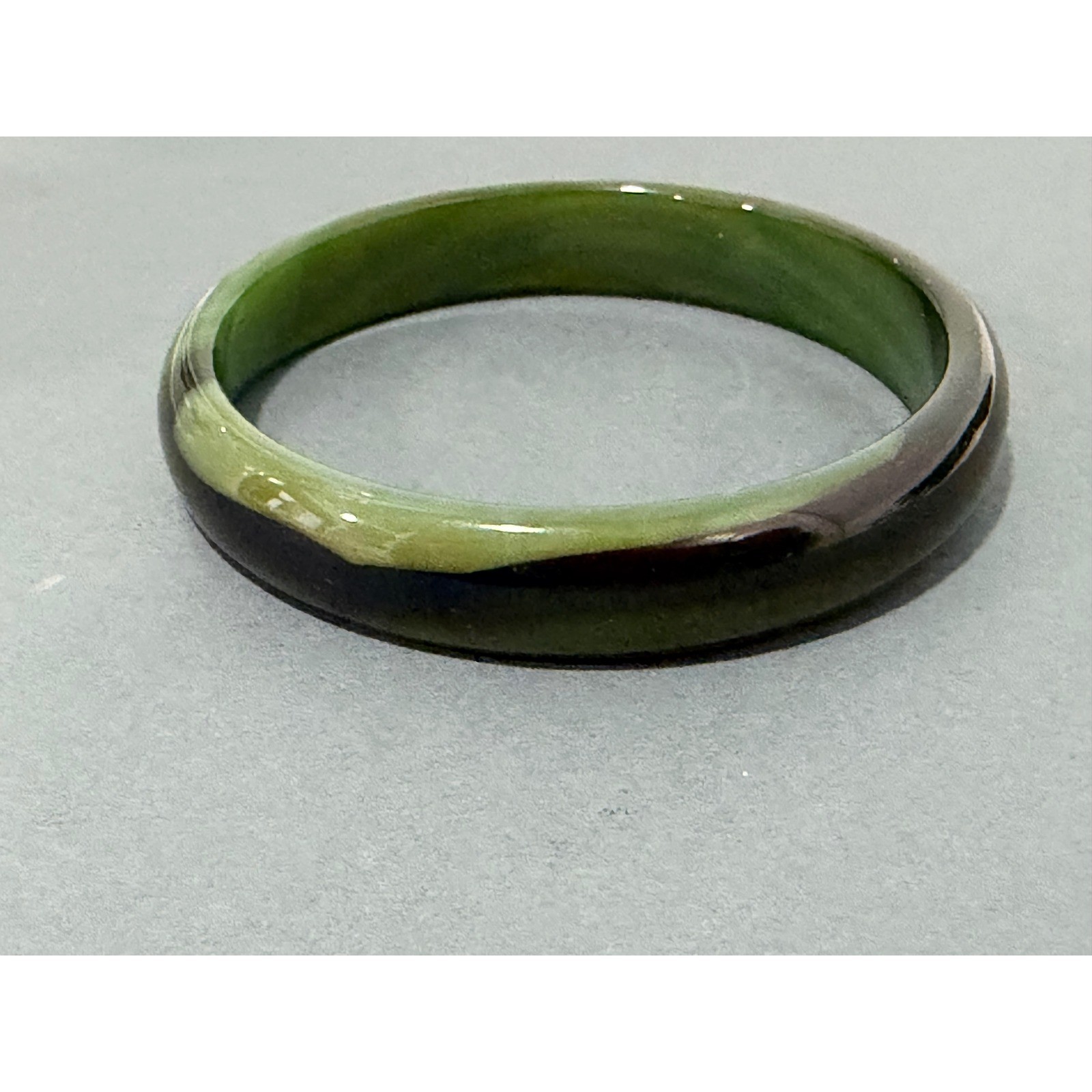 Green Stone Bangle Bracelet Size 6.75 Dark Green Black Streaks