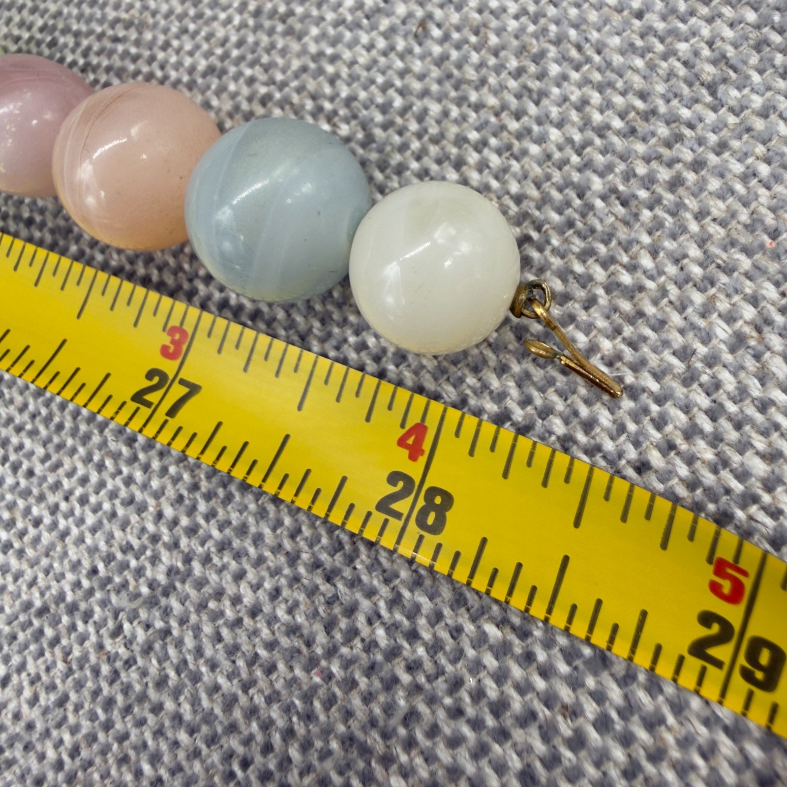 Vintage Acrylic Necklace Marbled Pastel Graduated Beads 28 Inches