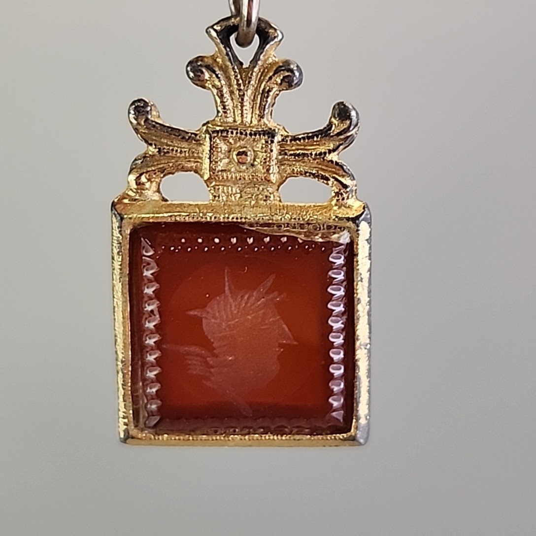 Vintage Intaglio Charm Coin Bracelet Carnelian Signet 7″ Signet Gold Tone Worn