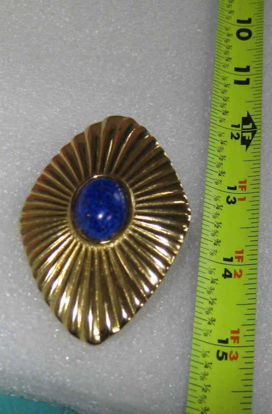 Vintage Gay Boyer Gold Plated Pendant 1985 blue lapis 2 3/4 inch scarf tie