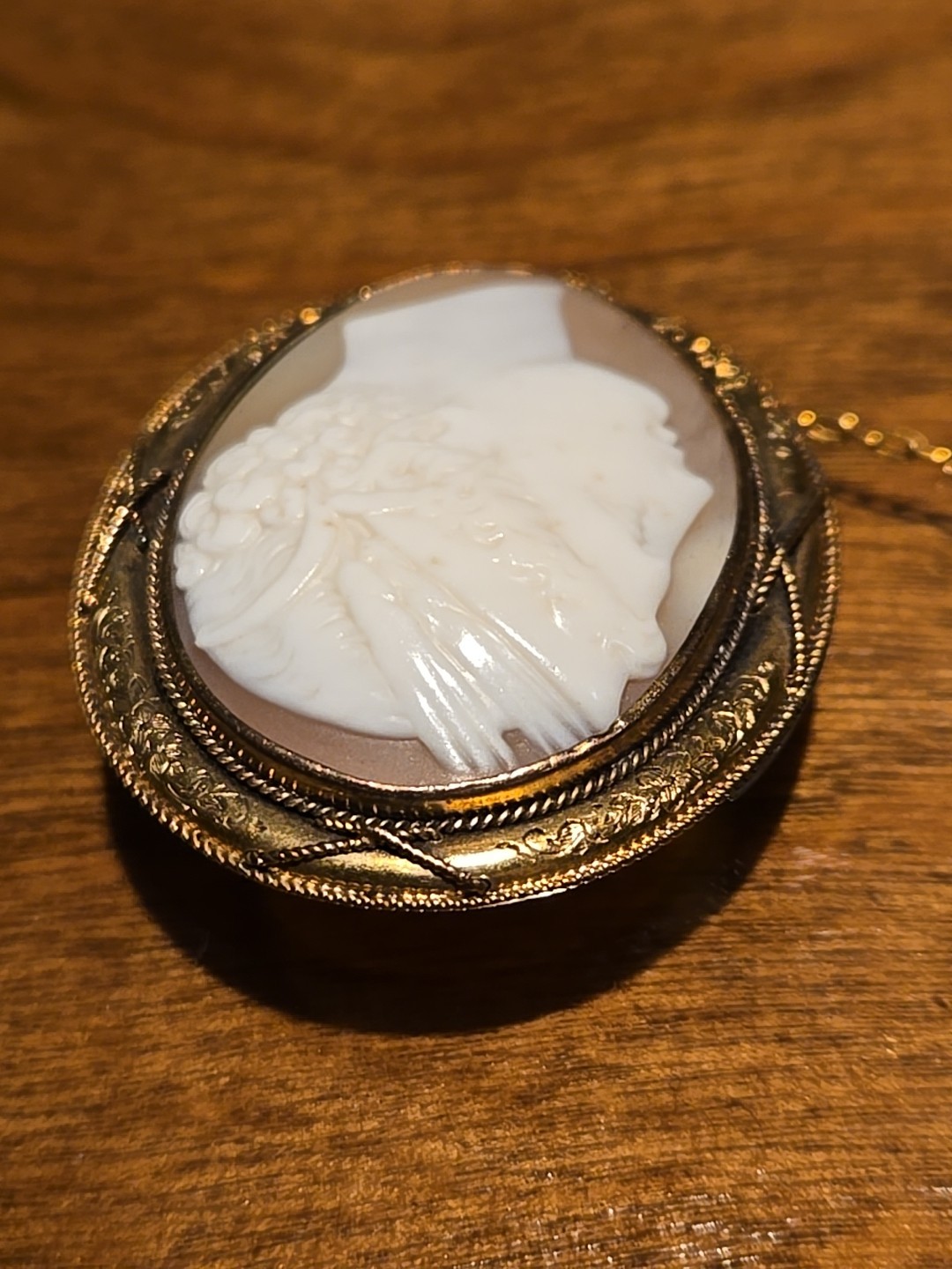 Antique Edwardian Cameo Brooch Gold-Filled Hand Carved Clasp Safety Chain