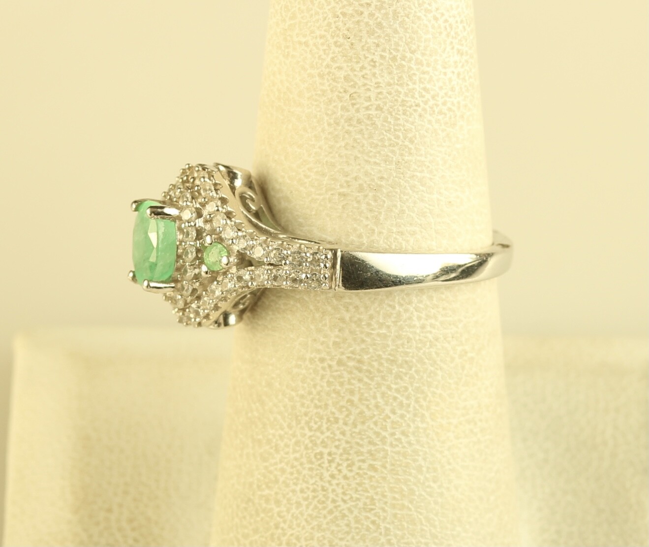 Vintage Sterling Silver Emerald & Crystal CZ Stone Halo Ring signed D’Joy