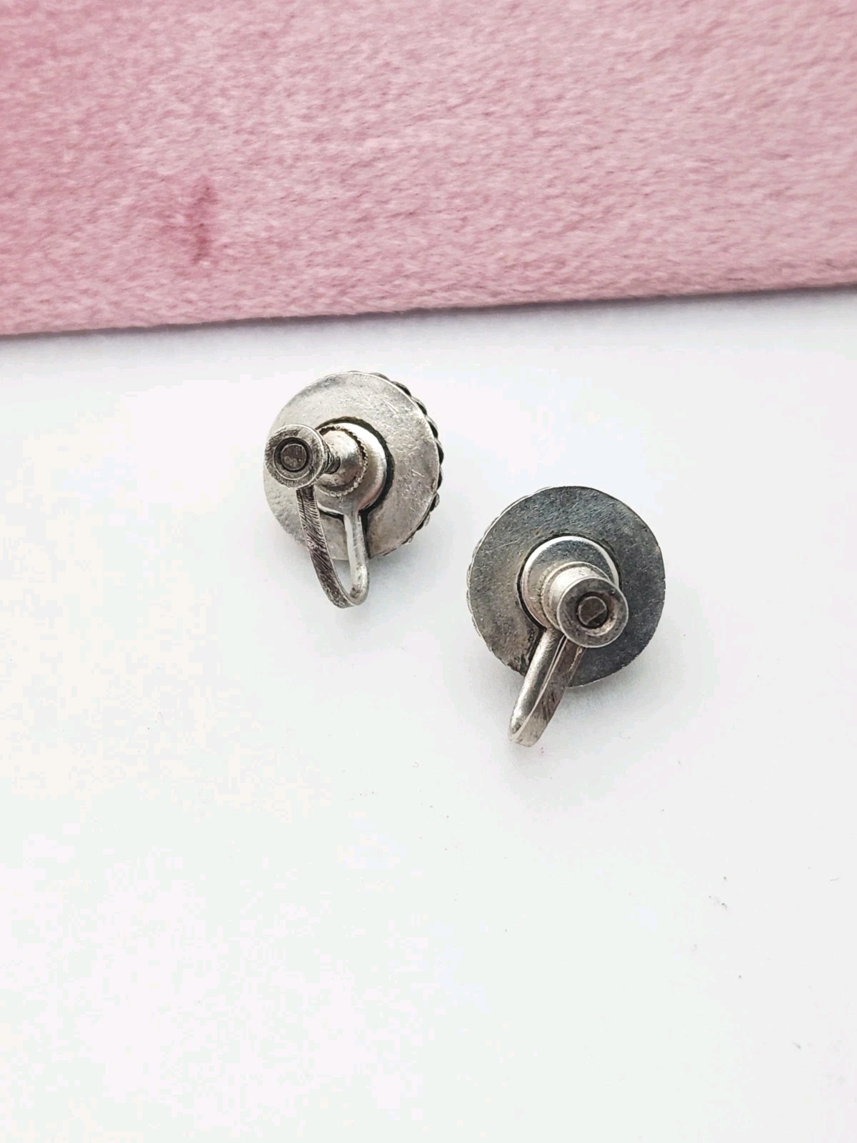 Vintage Sterling Silver Dark Green Cabachon Stone Stud Earrings Screw Back 925