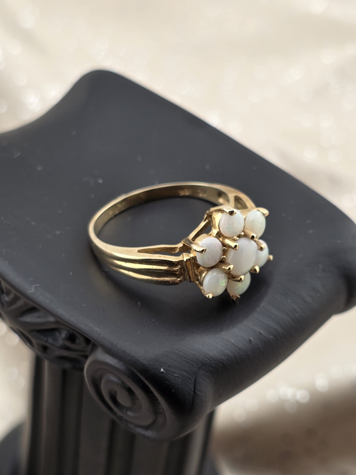 Antique 10K Solid Gold Natural Opal Cluster Ring Floral Estate Size 7.75. W Box.