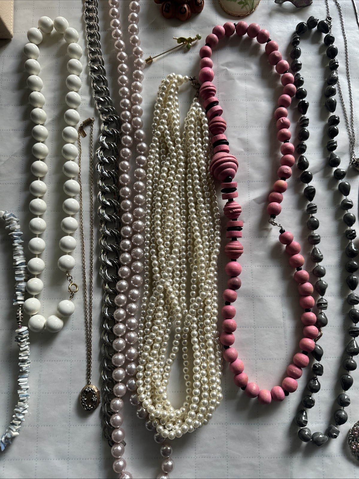 Lot Of Vintage Jewelry Mix Signed Unsigned Mix