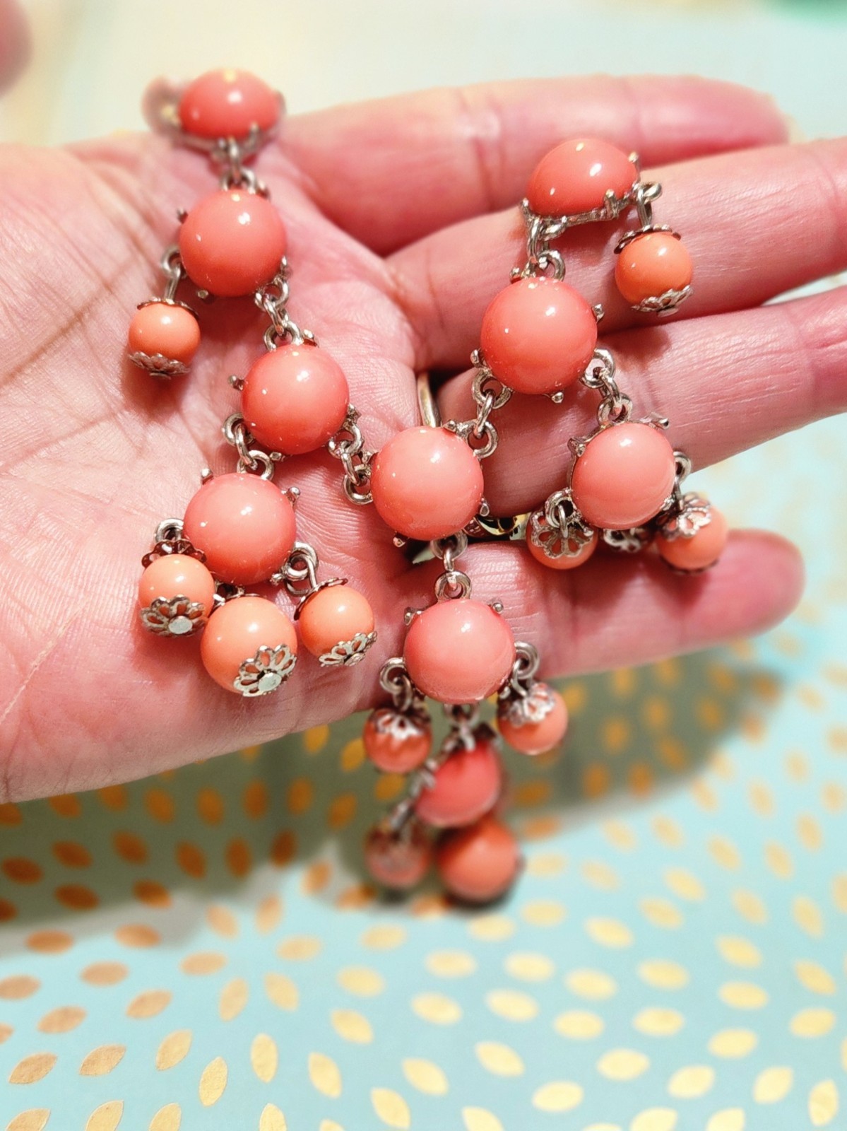 VTG Salmon Color Lucite Chandelier Silver Tone Necklace