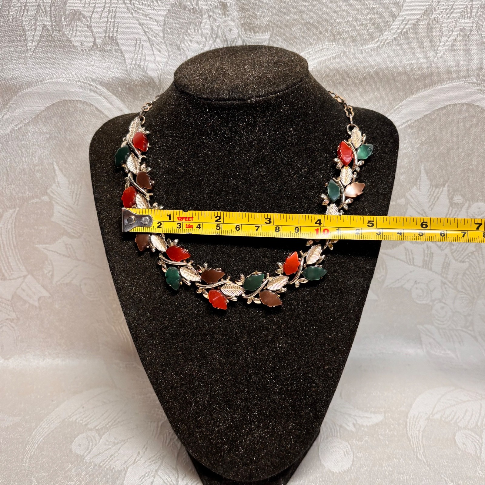 NECKLACE Thermoset fall autumn colors goldtone metal hook clasp vintage 15 1/2″