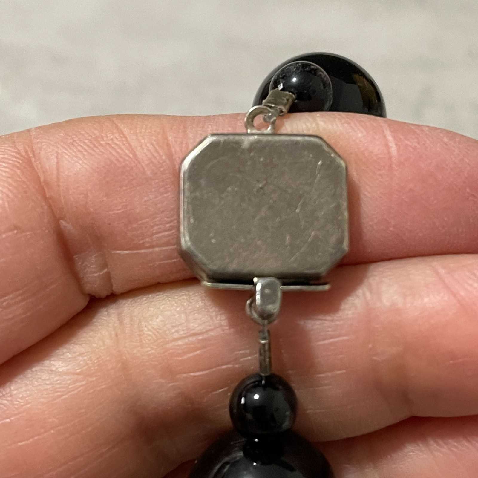 Vintage Sterling Silver Square Clasp Black Onyx Polished Bead Bracelet 6″ Small