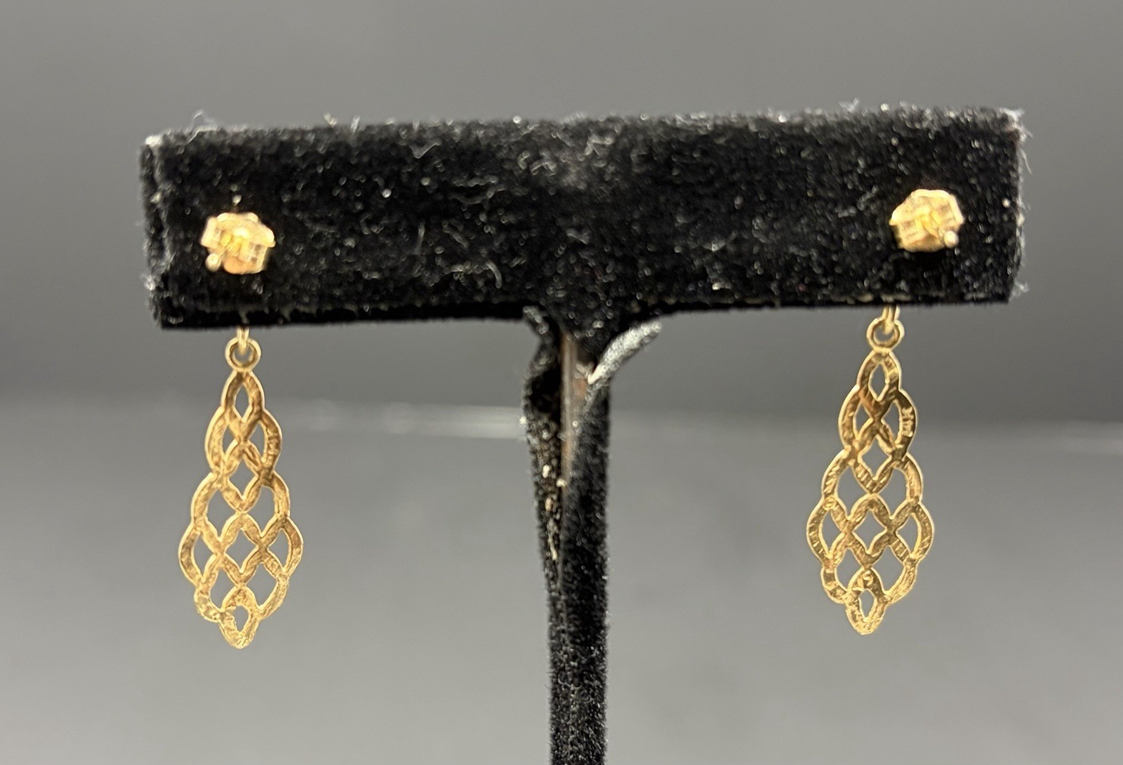 Vintage 14K Gold Filigree Dangle Earrings Pierced Lightweight Estate