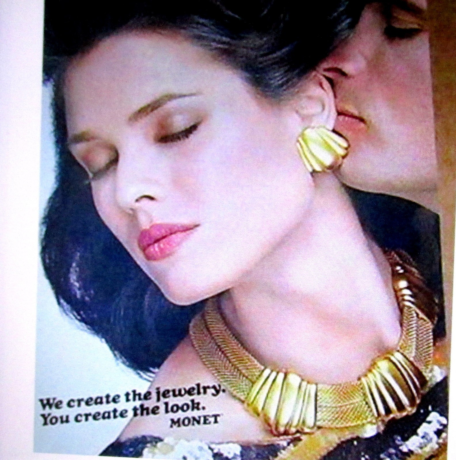 Vtg Runway MONET Double Mesh Chain Satin Gilt Station Modernist Necklace Weighty