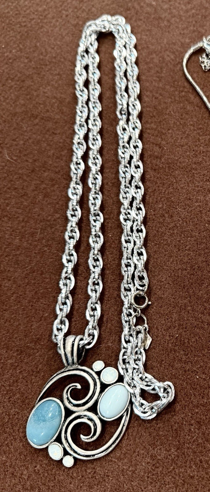 Vintage Estate 4 Fabulous Lia Sophia Necklaces In Excellent Condition