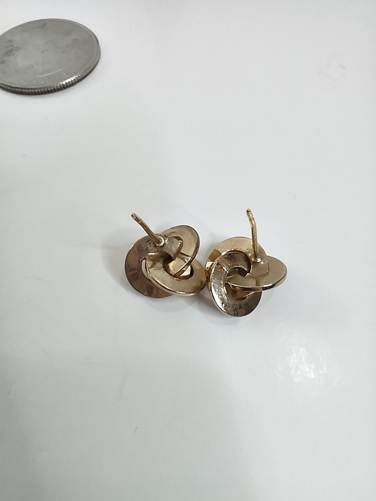 Vintage Gold Tone Knots Earrings Dainty Entwined Rings No Backs Bent Posts