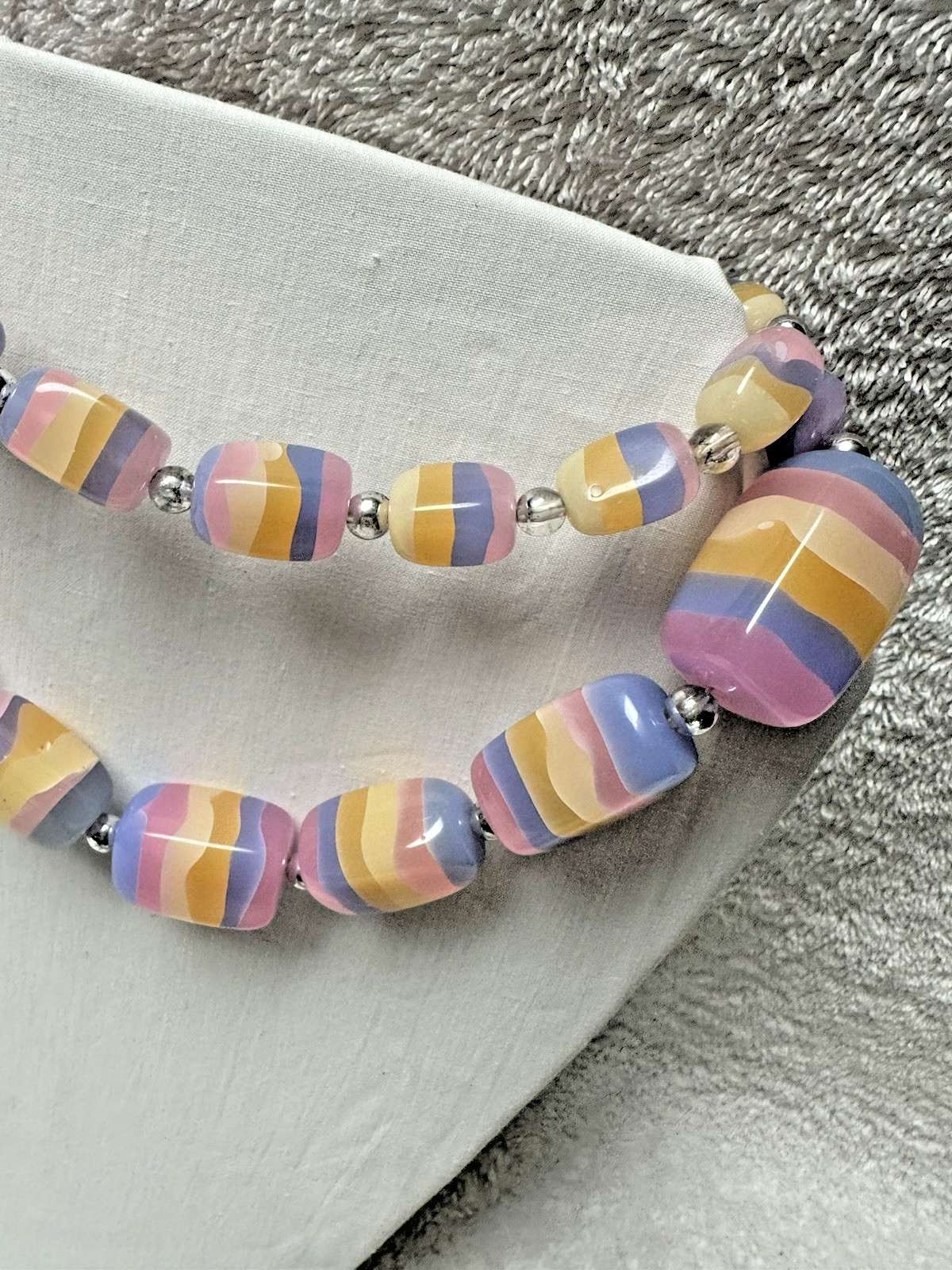 Vintage MCM Estate 30” Chunky Pastel Lucite Bead Strand Necklace n0129