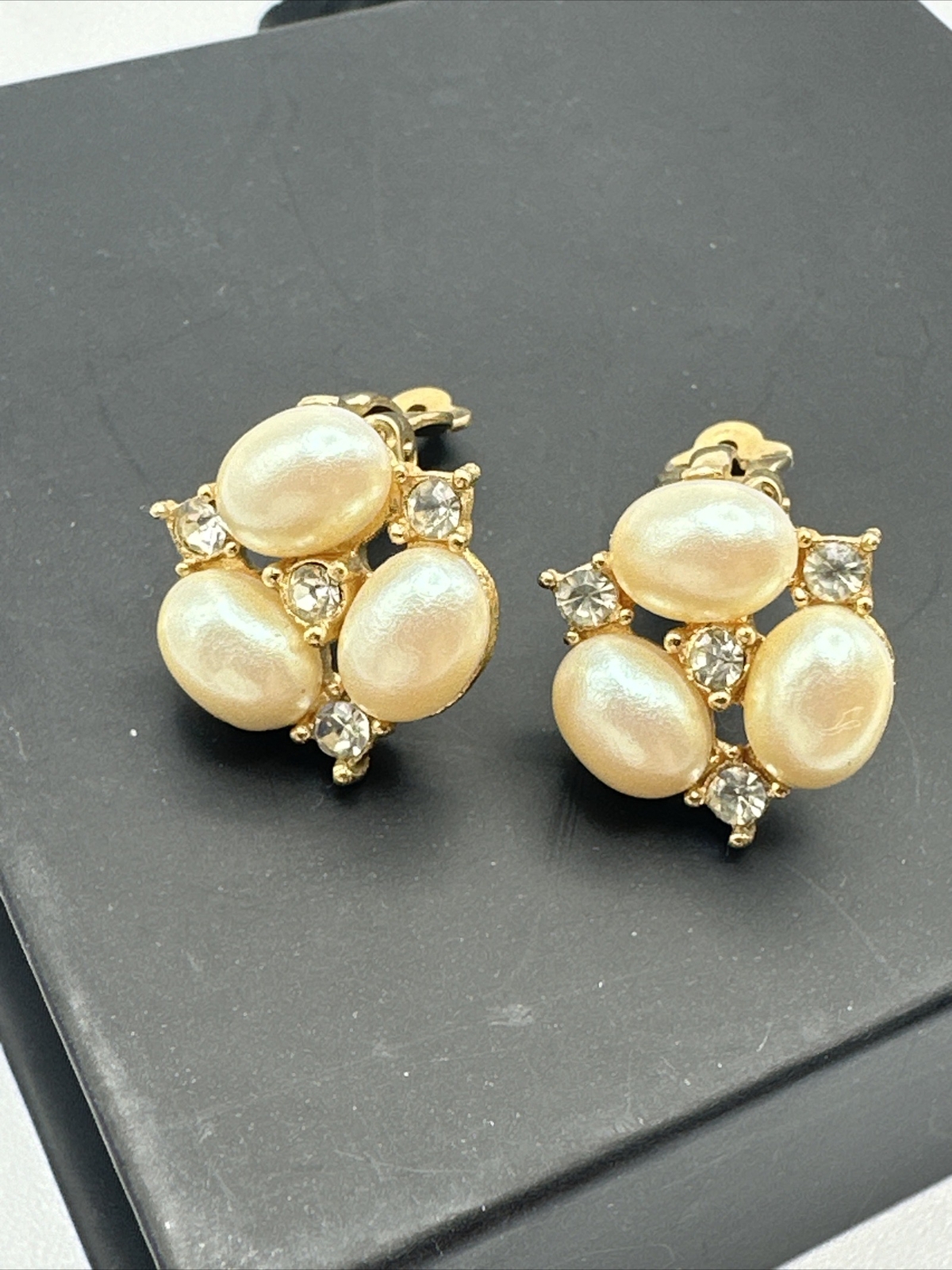Vintage Amazing Earrings RICHELIEU Faux Pearl Crystals #750