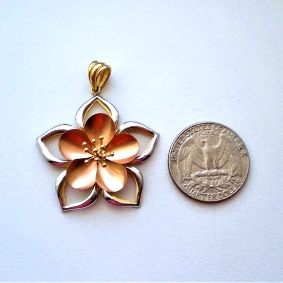 NEW NWT Designer Solid 18K Tri Color Yellow Rose White Gold 3D Flower Pendant