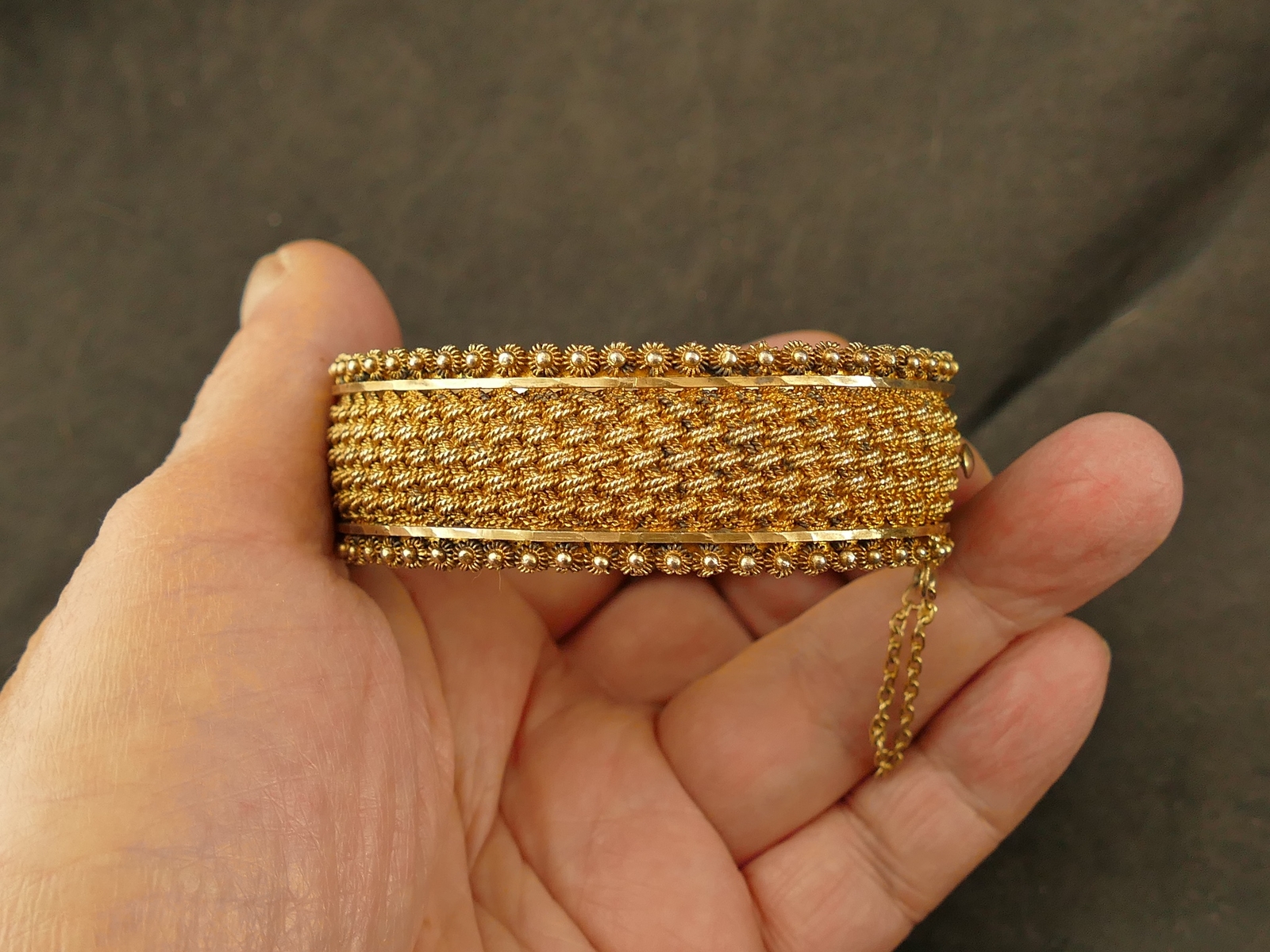 PORTUGUESE SILVER GILT CANNETILLE & BASKETWEAVE HINGED BANGLE BRACELET 1950’S