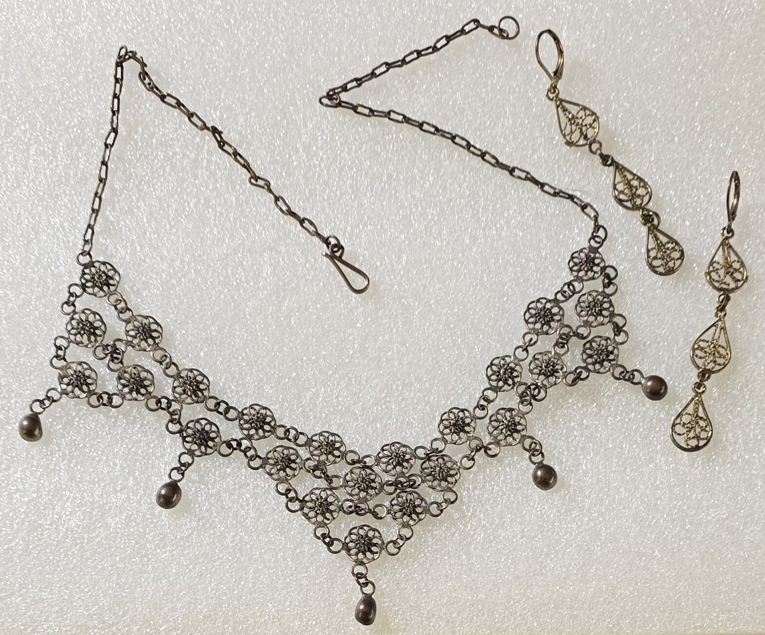 Vintage Etruscan Chain Mail Dangle Necklace & Cannetille Drop Pierced Earrings