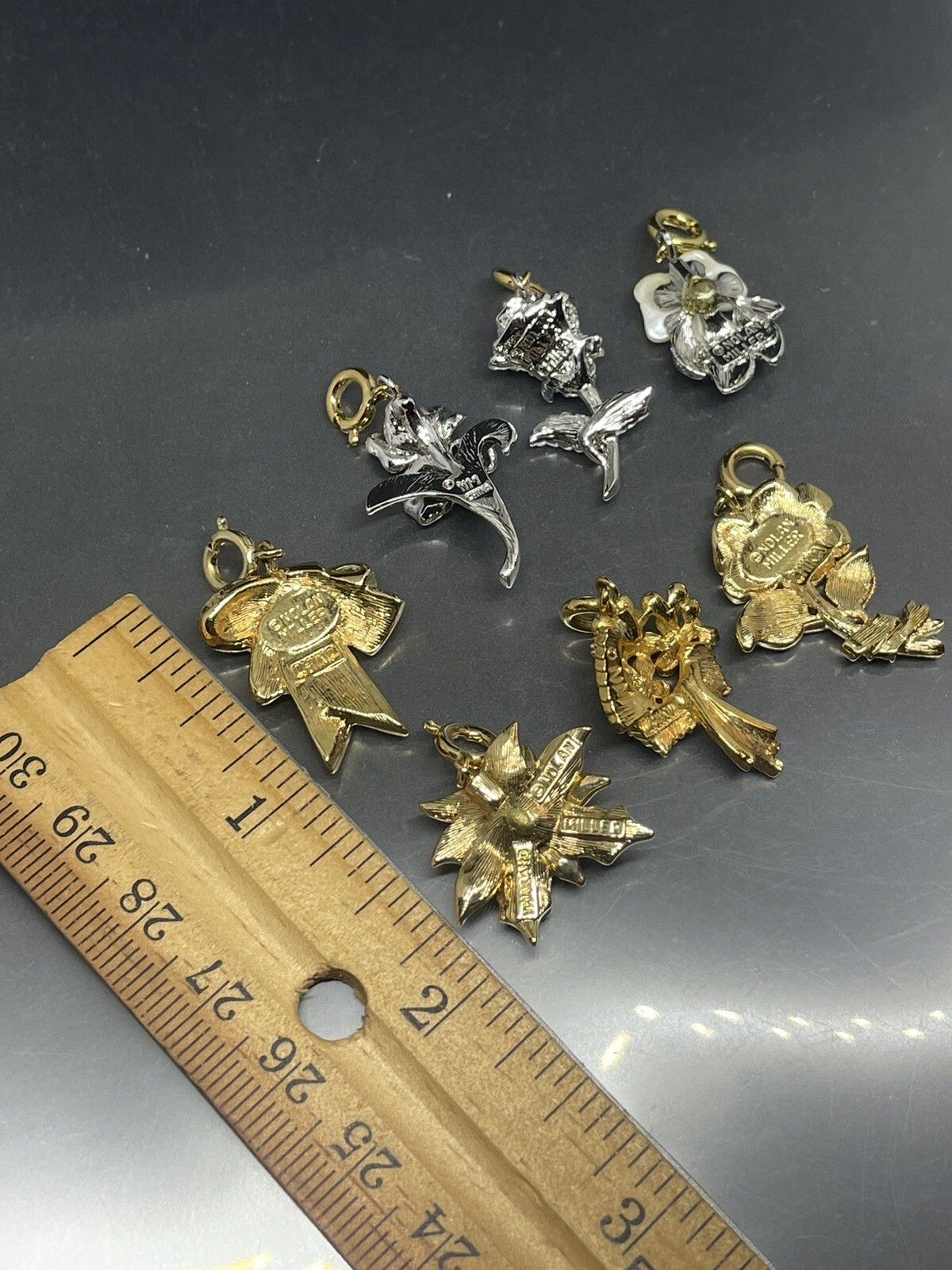 VTG Signed Nolan Miller Glamour Collection Set Of 7 Flowers Bow In Pouch Charms