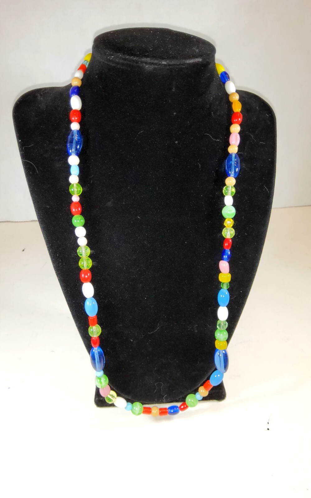 Vtg Multi Colored Gem Stones And Different Shape Stone necklace Some Stones Glow
