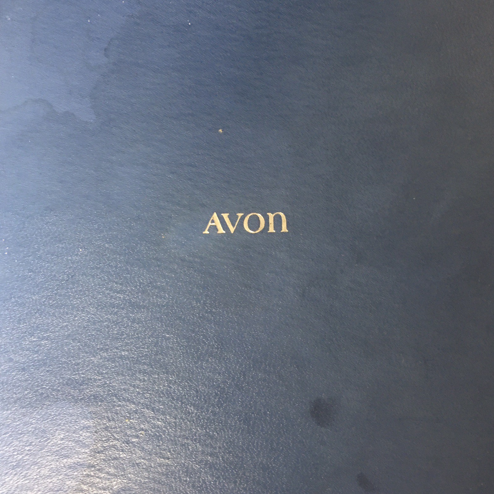 1971 VTG Avon Evening Creation Flower Simulated Pearl Necklace Earrings Box Set