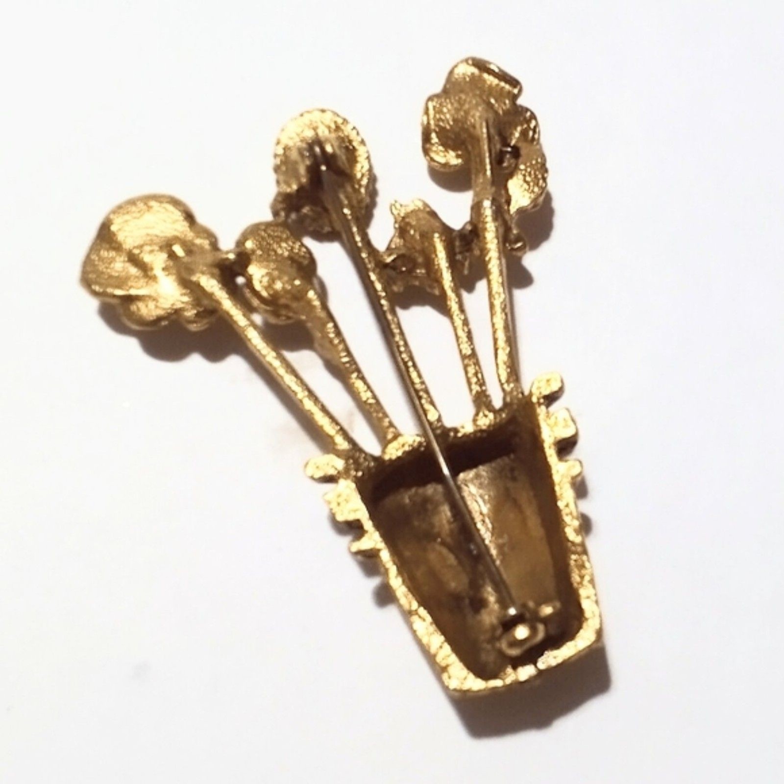 Vintage Mid Century Unsigned Goldette Thimble Floral Bouquet Brooch