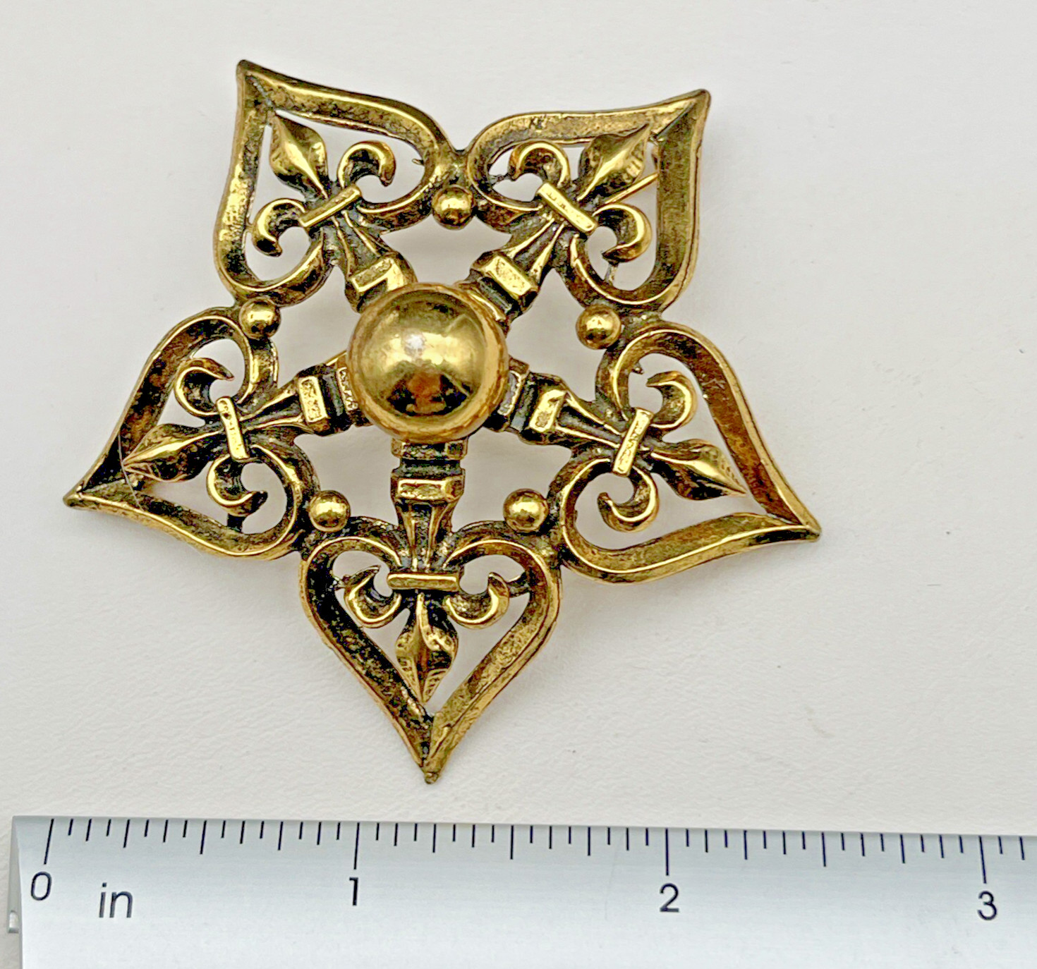 Vintage Large Domed ZENTALL Gold Tone Estate Brooch Star Spades or Hearts NICE!!