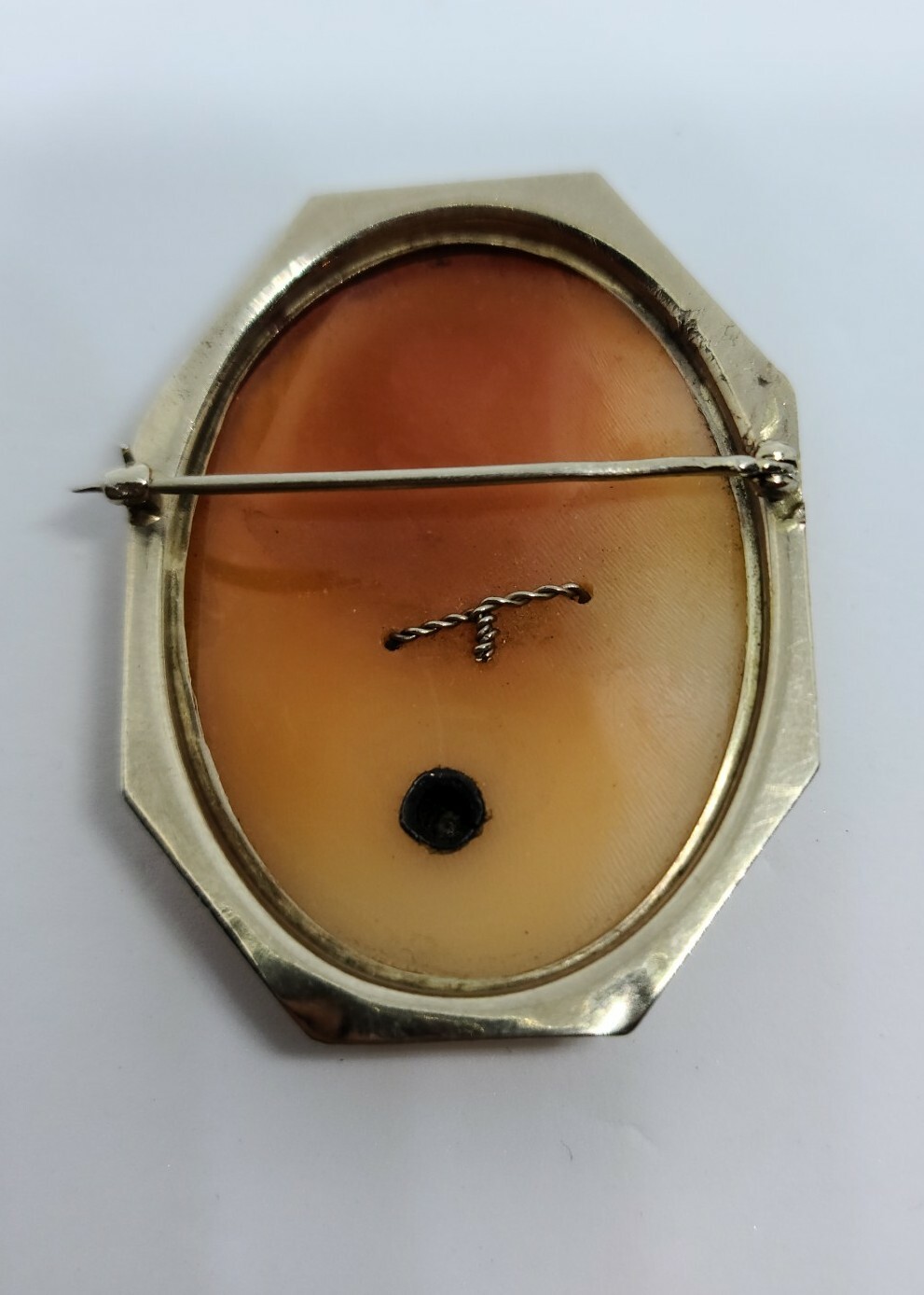Vintage 14K Yellowish White Gold Cameo Brooch Lady Wearing Diamond Necklace
