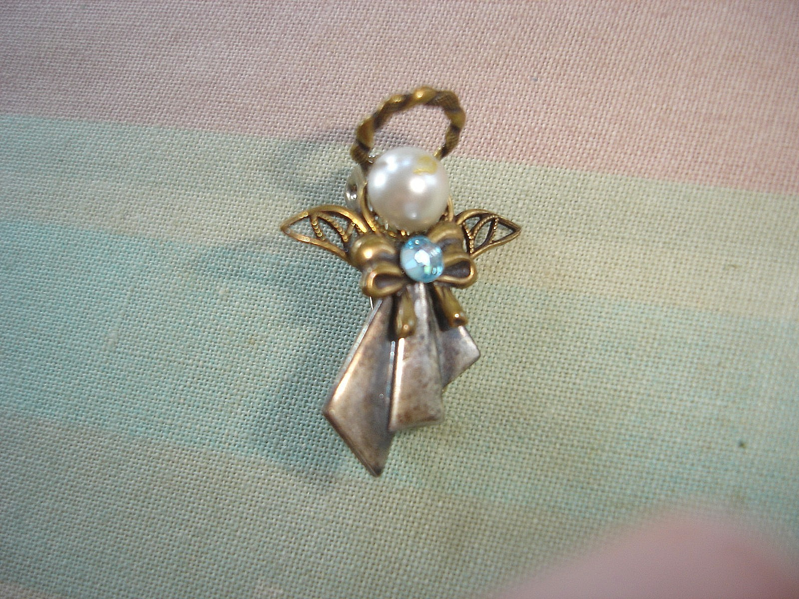 Vintage LOT of 6 HEART & ANGEL Pin Brooches-4 Heart, 2 Angels-Pearls Rhinestones
