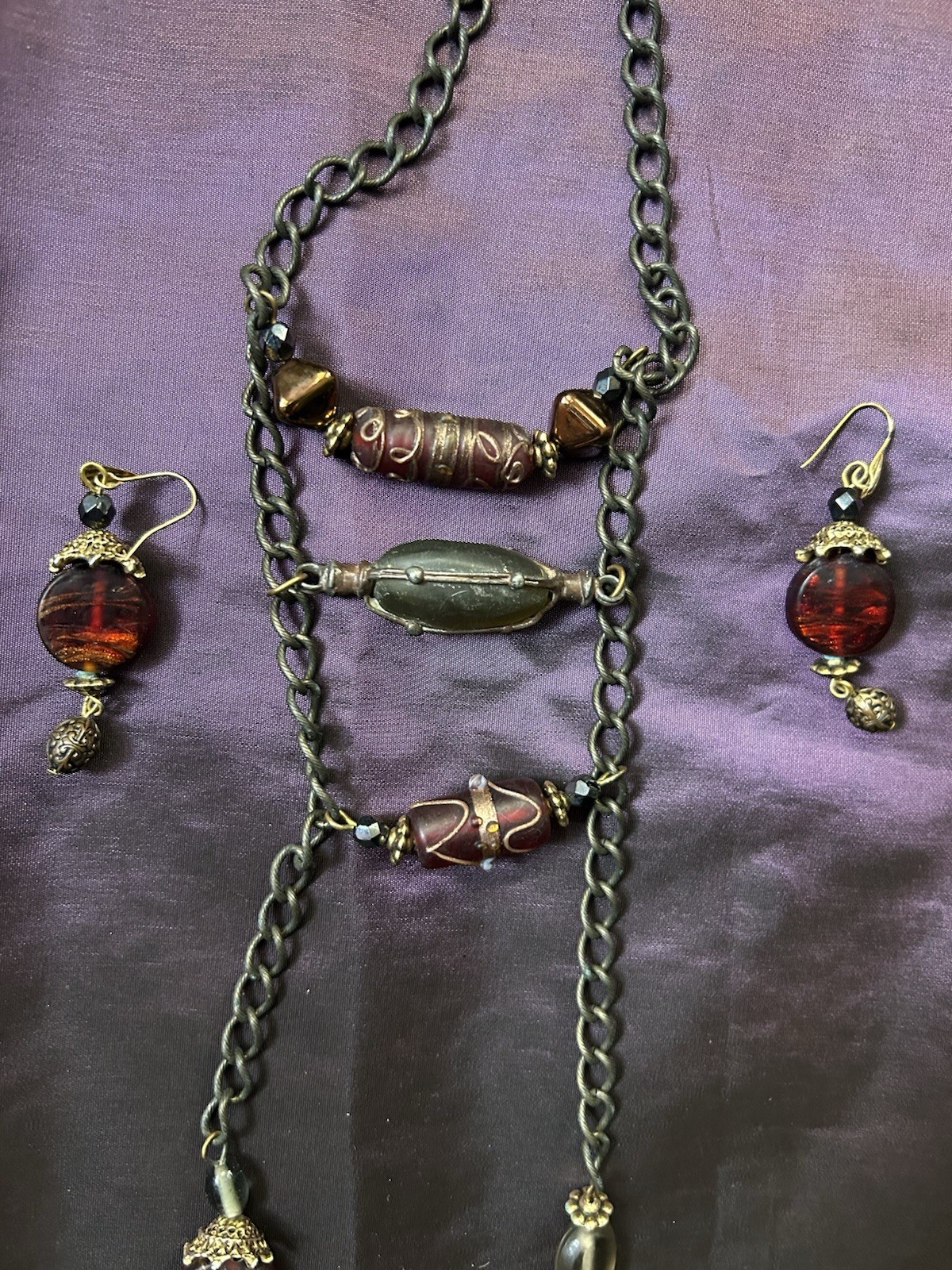 ARTISAN Rare MAYA EVANGELISTA Signed Necklace Glass Lucite Leaves Orange BEADS