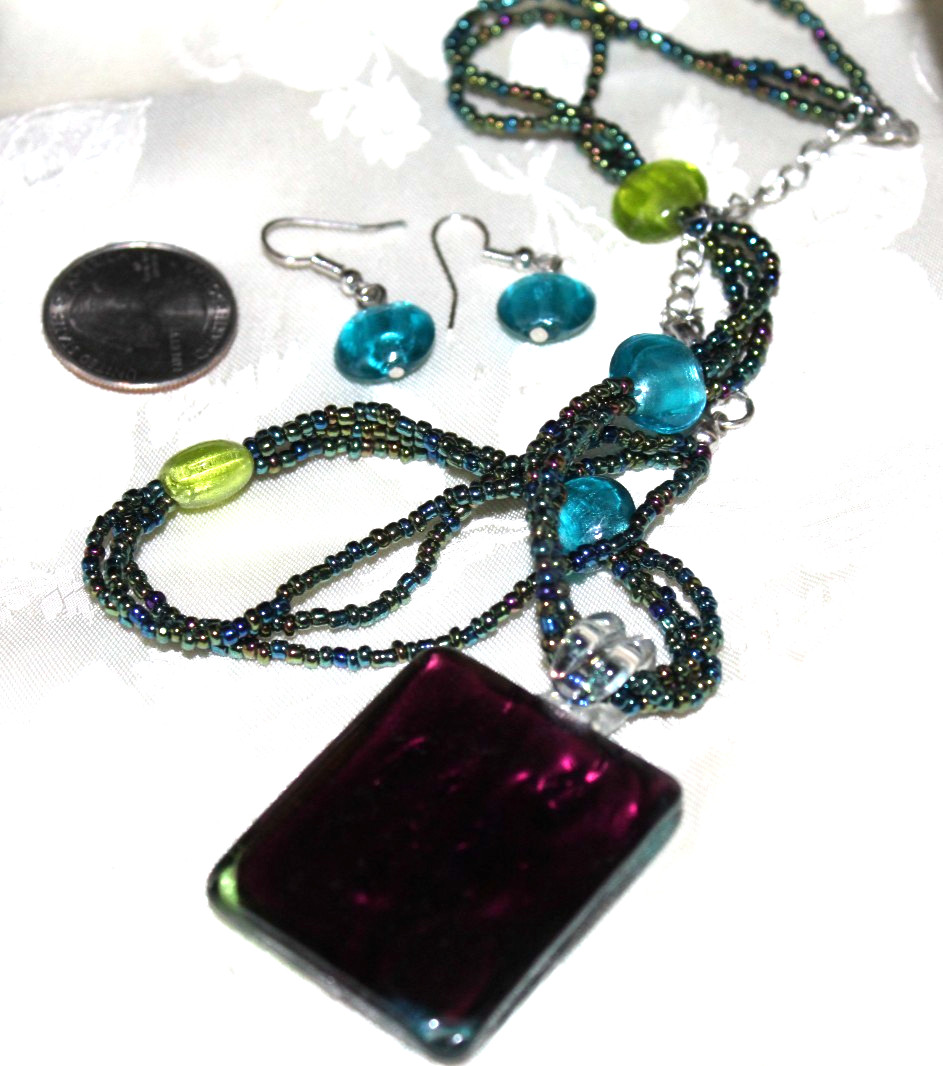 VTG HAND MADE FUSED GLASS PENDANT NECKLACE+DANGLE HOOKS TEAL&DESIGN