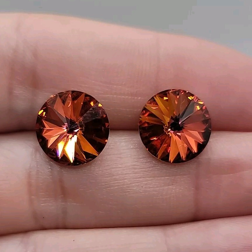 Vtg Iridescent Pink Orange Red Reflective Shiny Round Stud Earrings