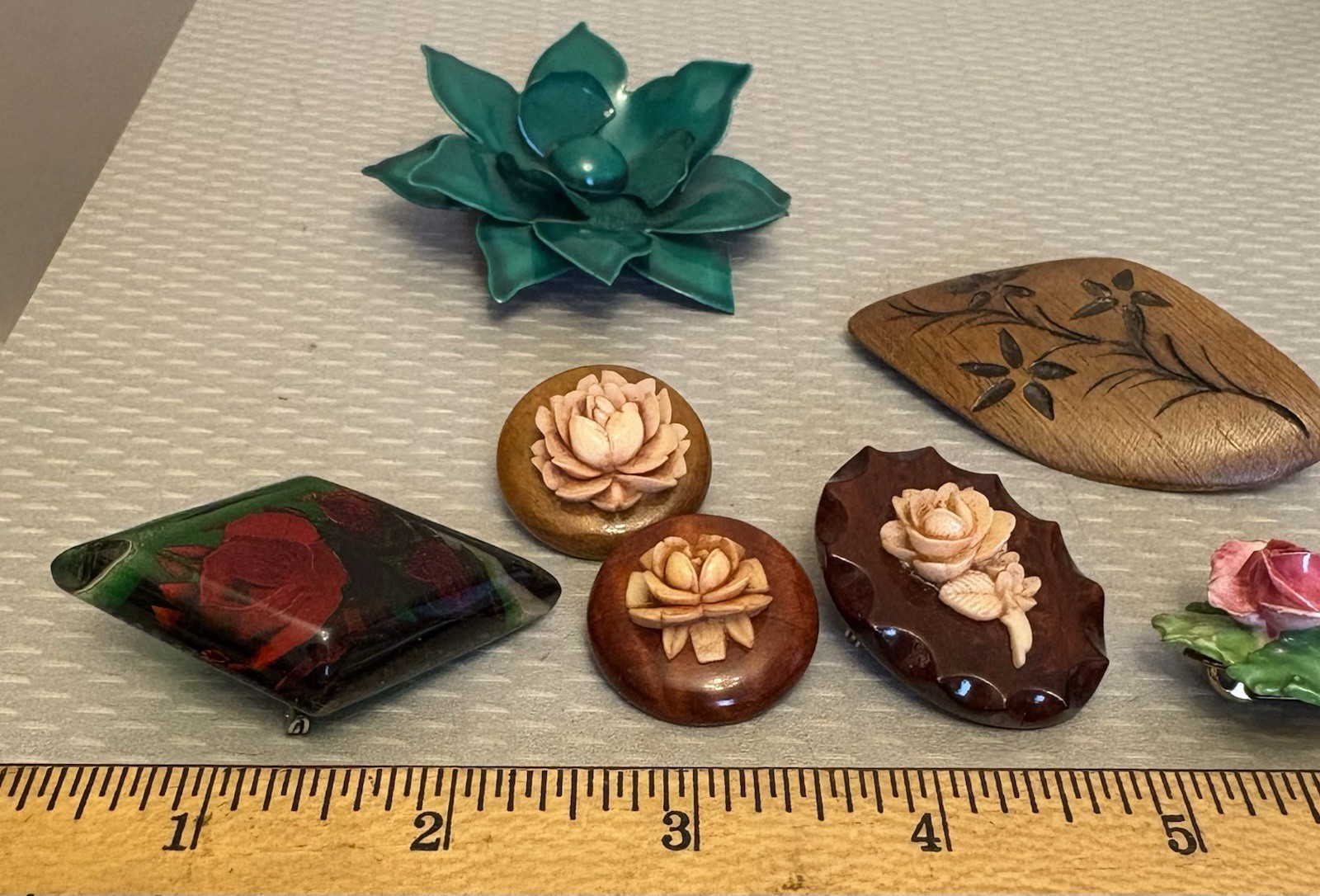 Vintage Flower Pin Brooch Lot Enamel Austria England Wood Lucite Mod Roses 8P