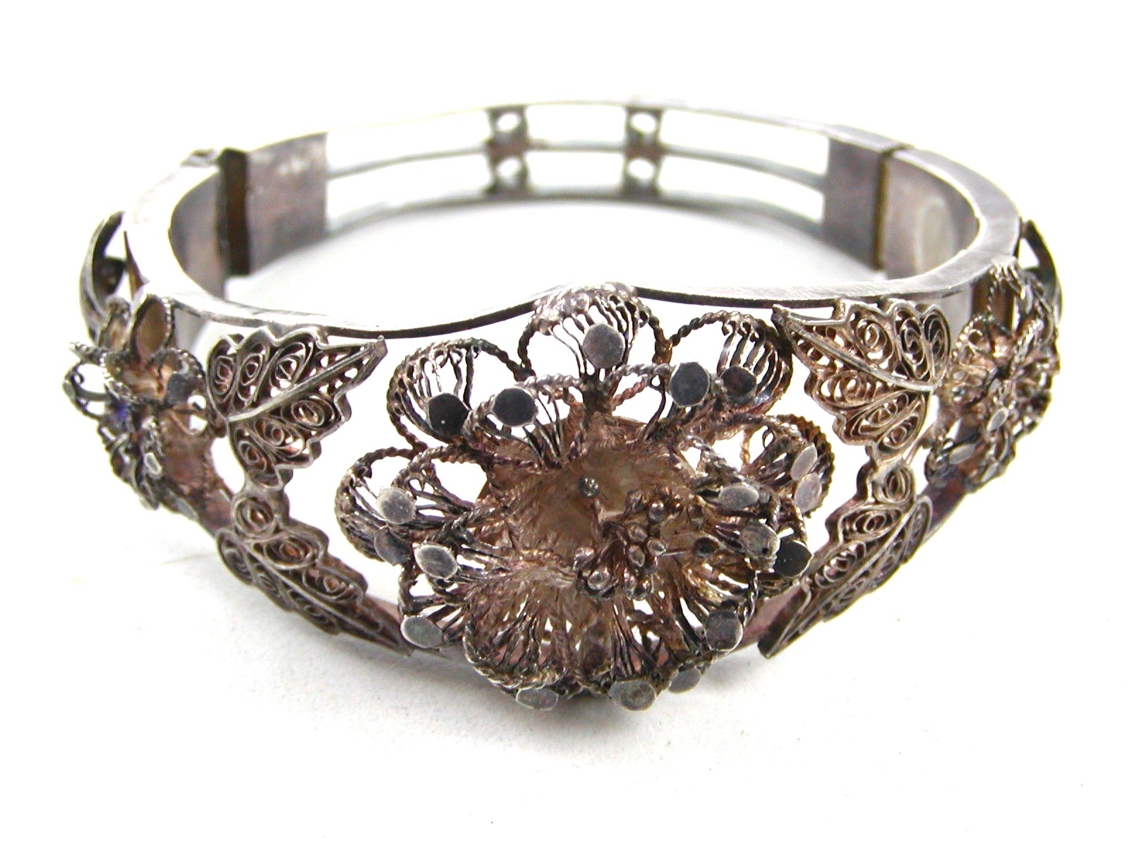True Vintage 1930’s – 1950’s Silver Flower Bracelet Unmarked 110714
