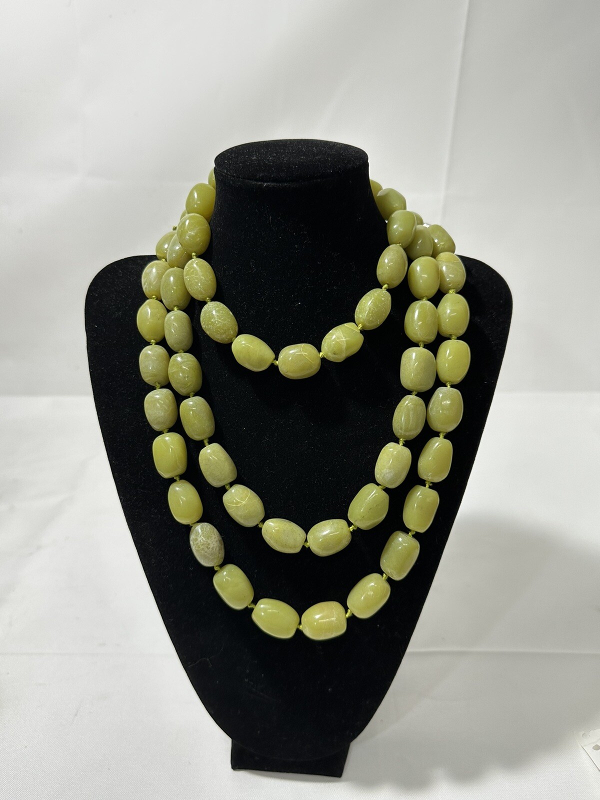 Vintage 3-Strand Olive Jade Nugget Beads Hand Knot 16-inch Choker Necklace
