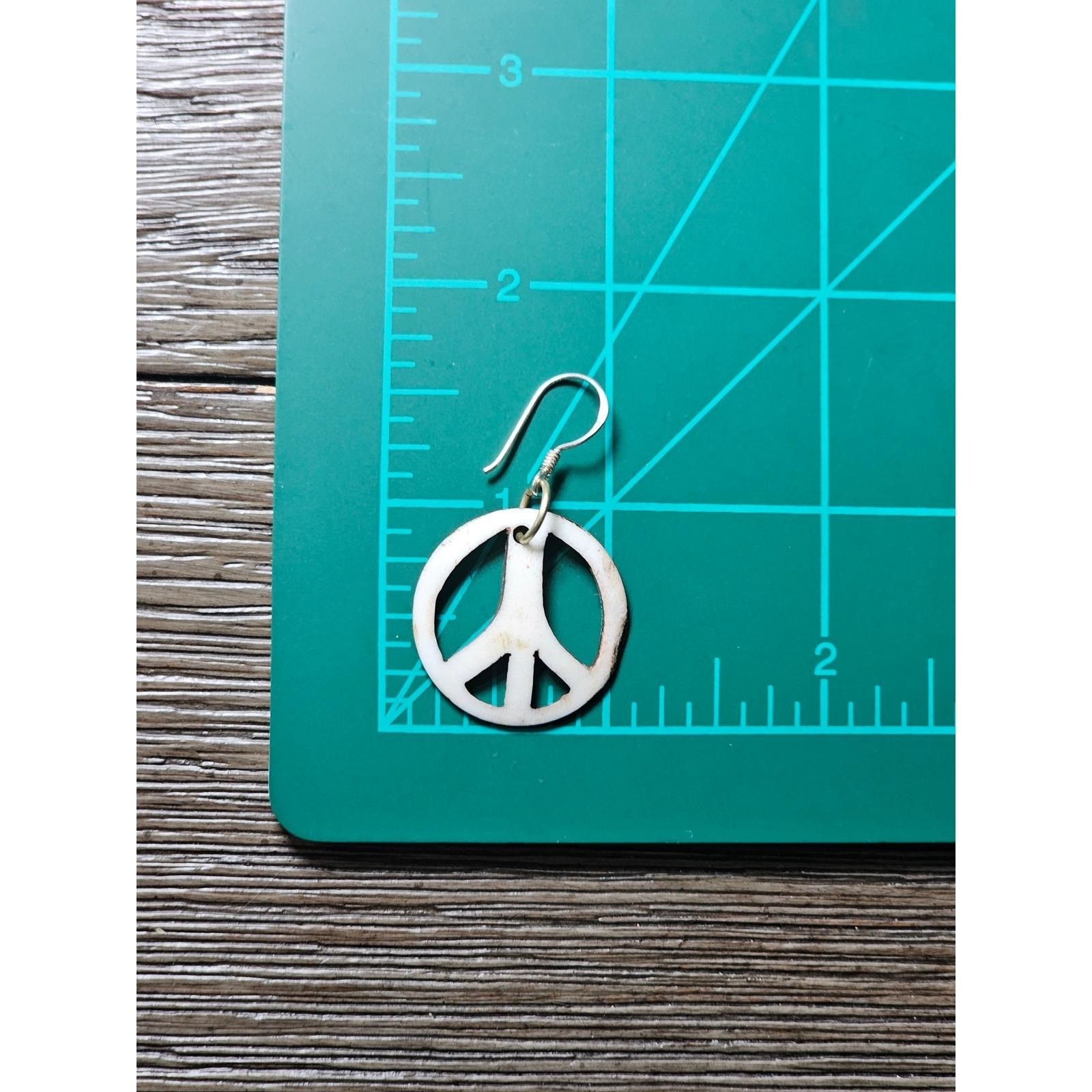 Vintage Peace Sign Dangle Earrings White Brown Two Tone Boho