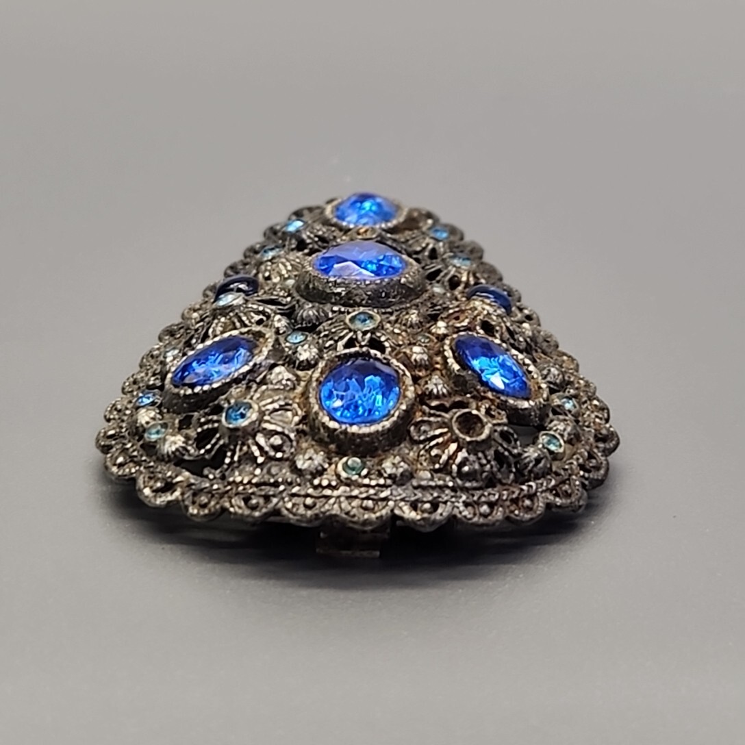 Vintage Dress Clip New England Glassworks Blue Rhinestones 2 3/8″