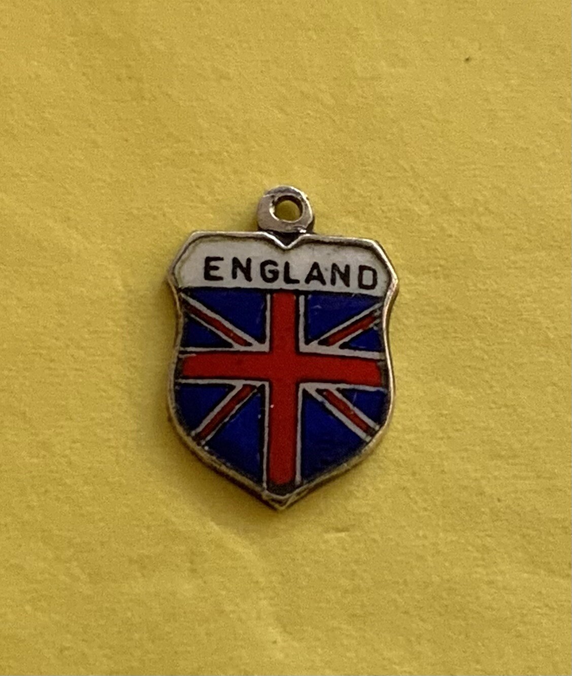 Vintage Sterling Silver Enamel England Flag Souvenir Travel Shield Charm