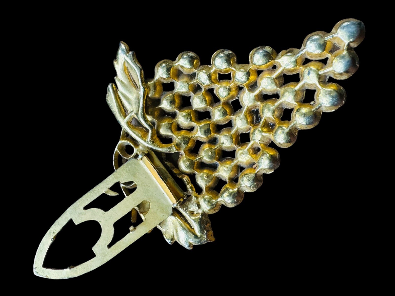 Vintage Aqua Blue Rhinestone Gold Tone Bunch Of Grapes Dress Clip Pot Metal Deco
