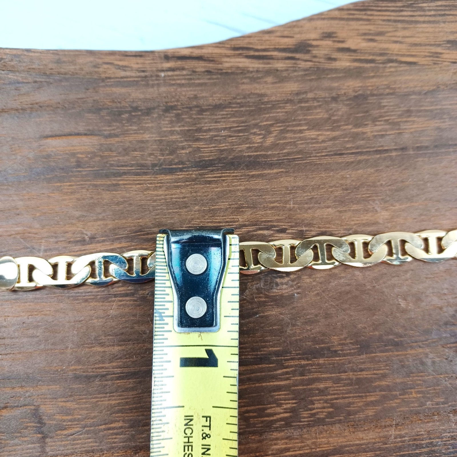 Gold-Tone Vintage Chain Link Bracelet With Lobster Claw Clasp 8 inch