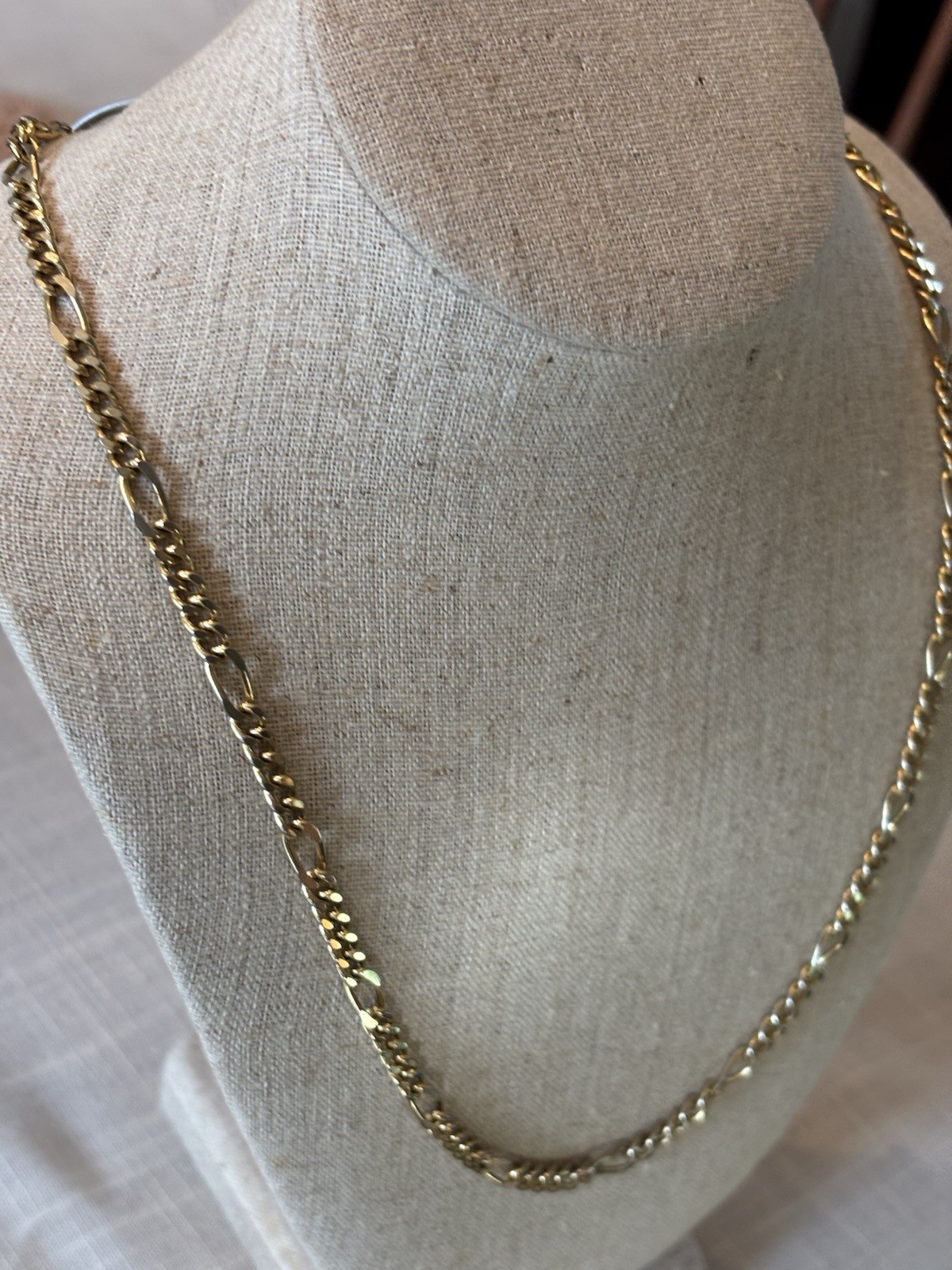 Vtg Gold Plate 24 Inch Figaro Chain Necklace Lobster Claw Clasp Excellent