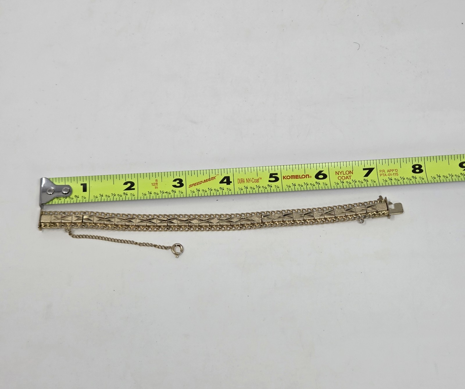 Vintage Gold Tone Diamond Cut Link Bracelet Box Clasp Safety Chain Mid Century