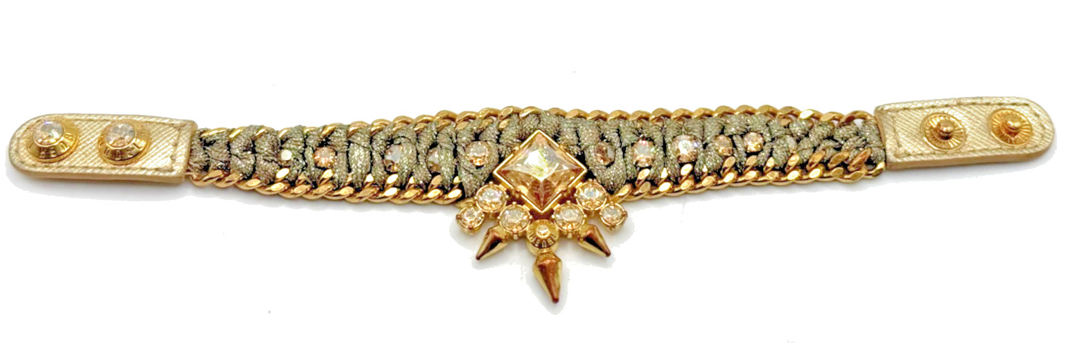 Henri Bendel Champagne Crystal Rhinestone Leather Gold Tone 3 D Snap Bracelet