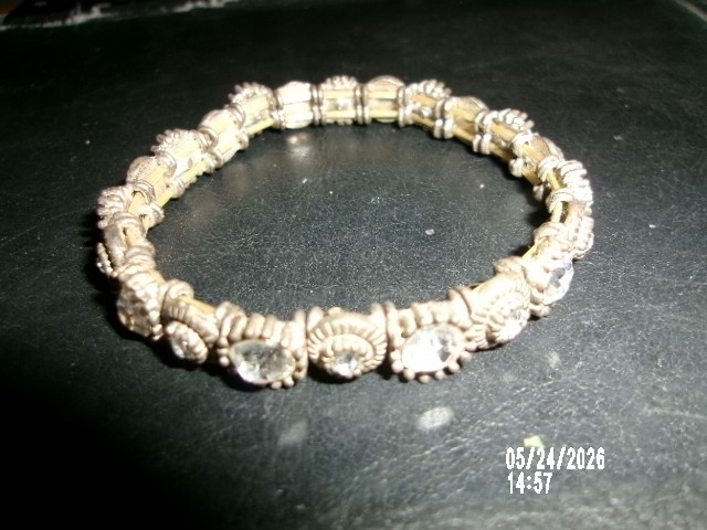 VTG Bracelet 2 1/2 INCH ELASTIC BAND RHINESTONES