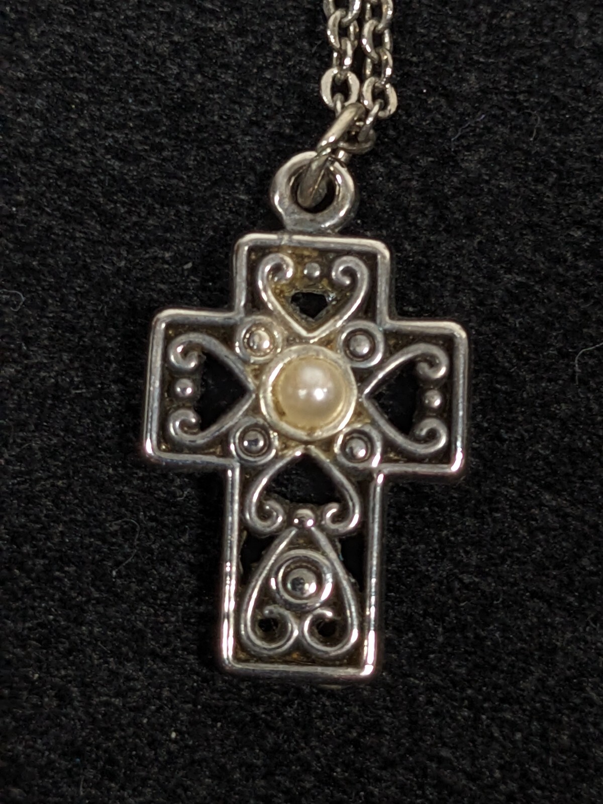 Vintage Silver Tone Open Work Ornate Faux Pearl Pendant Necklace 16 inch