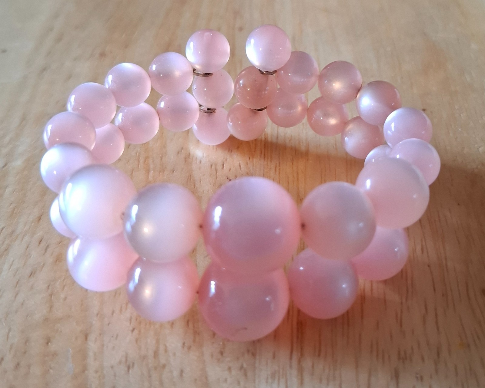 Vintage Jewelry Pink Moonglow Lucite Graduated Beads Memory Wire Cuff Bracelet